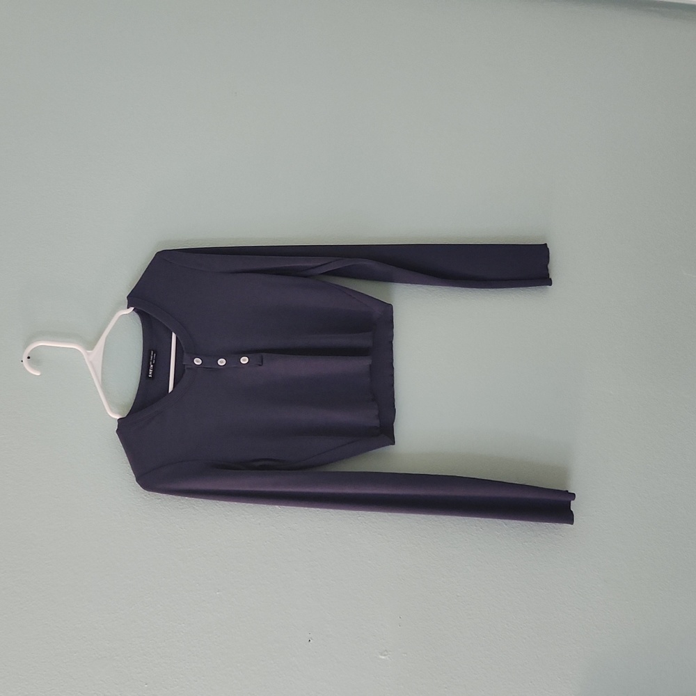 Long sleeve crop shirt